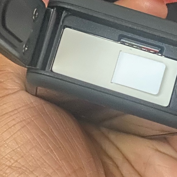 GoPro11 Black Bundle - Picture 8 of 12